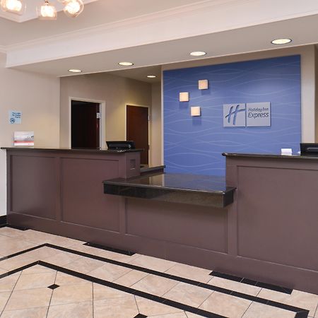 Holiday Inn Express & Suites San Antonio South Exteriör bild