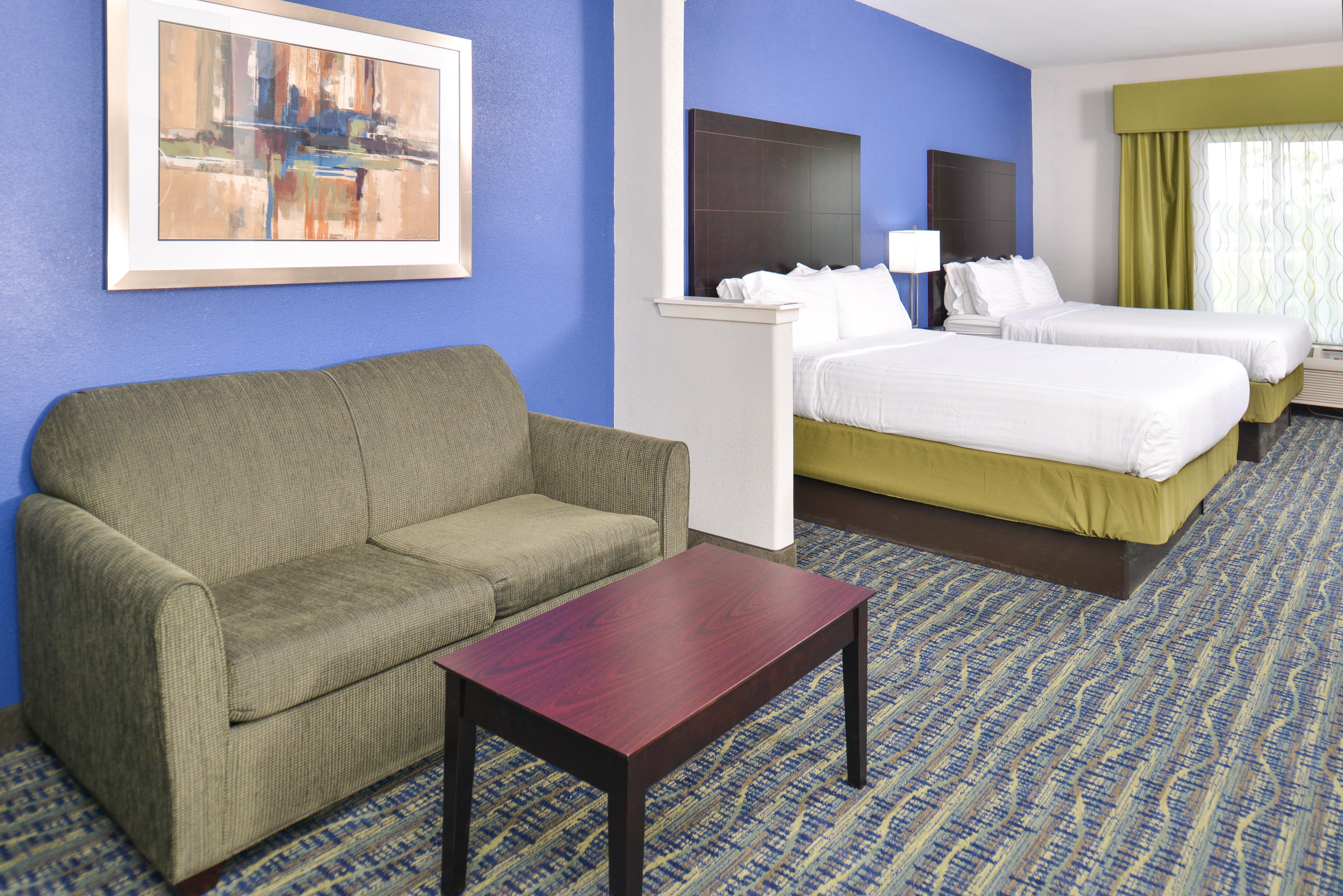Holiday Inn Express & Suites San Antonio South Exteriör bild