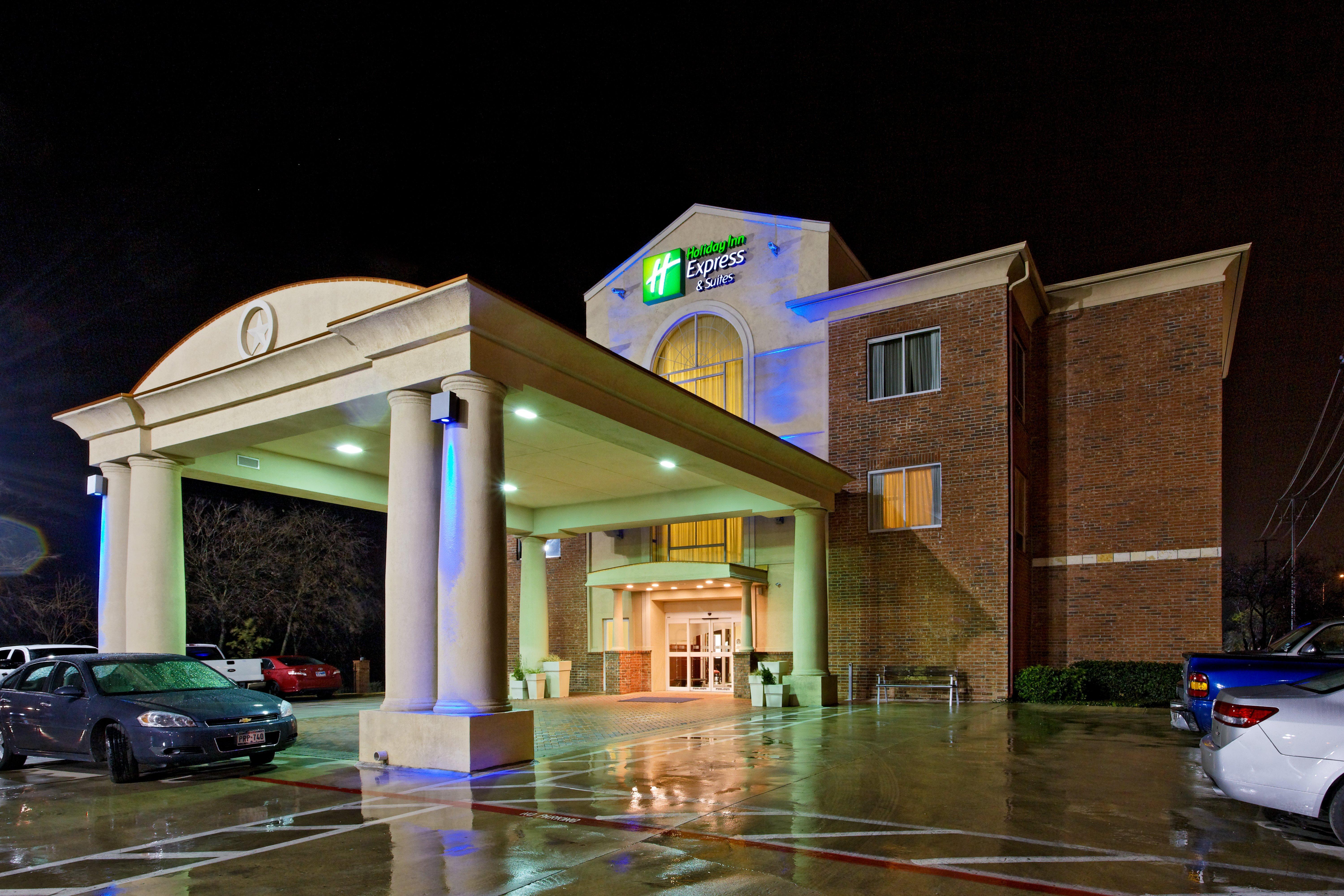 Holiday Inn Express & Suites San Antonio South Exteriör bild