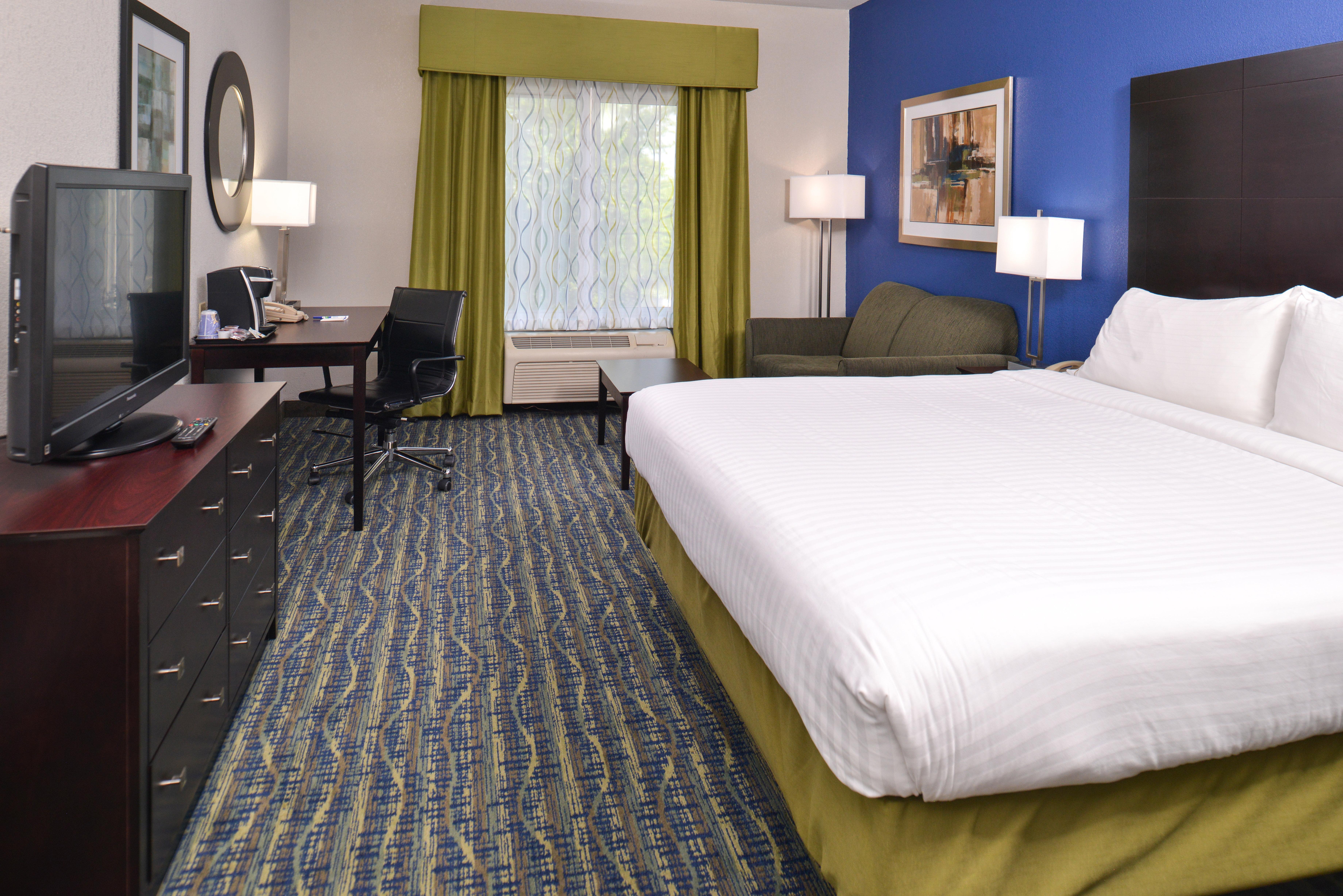 Holiday Inn Express & Suites San Antonio South Exteriör bild