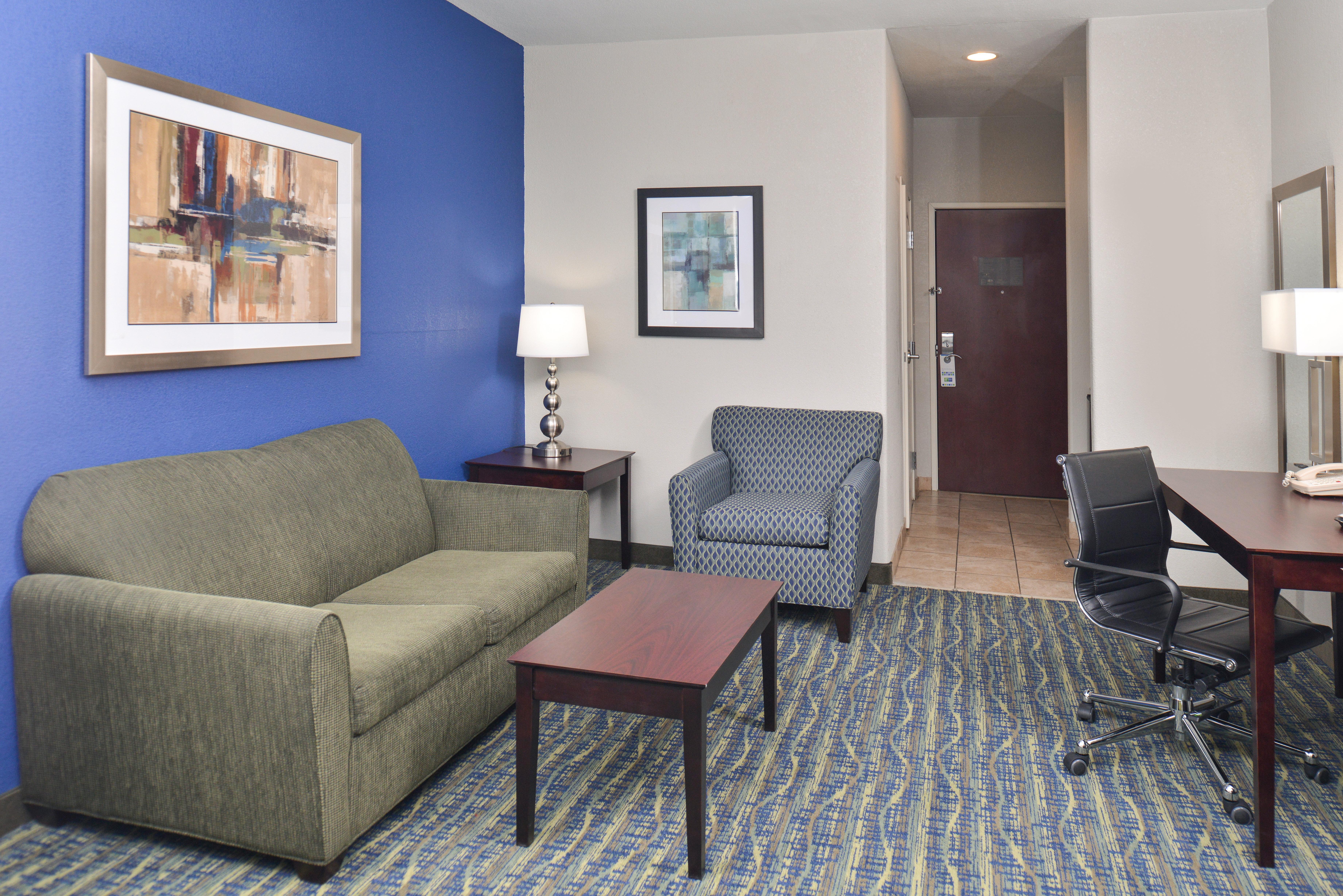 Holiday Inn Express & Suites San Antonio South Exteriör bild