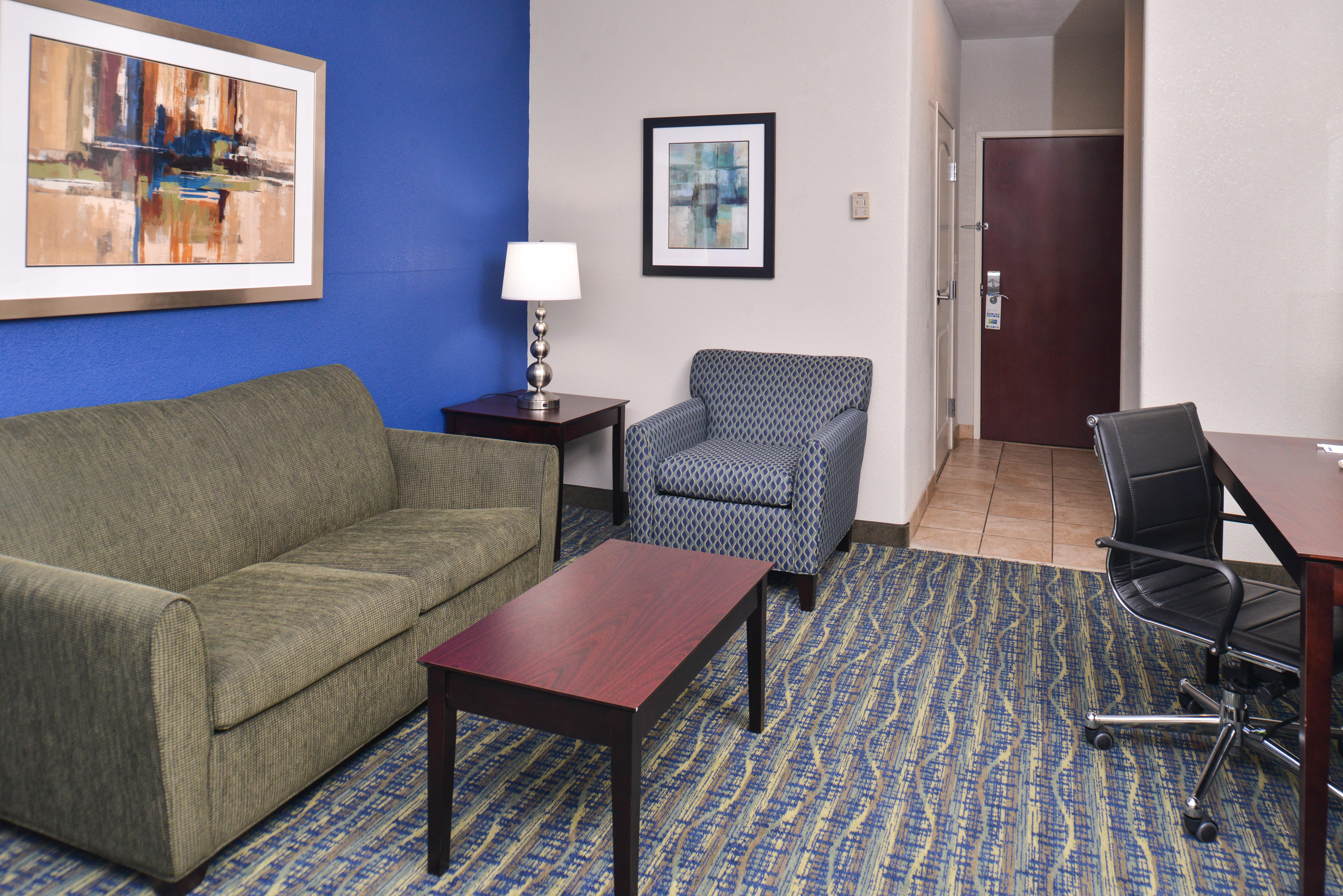Holiday Inn Express & Suites San Antonio South Exteriör bild