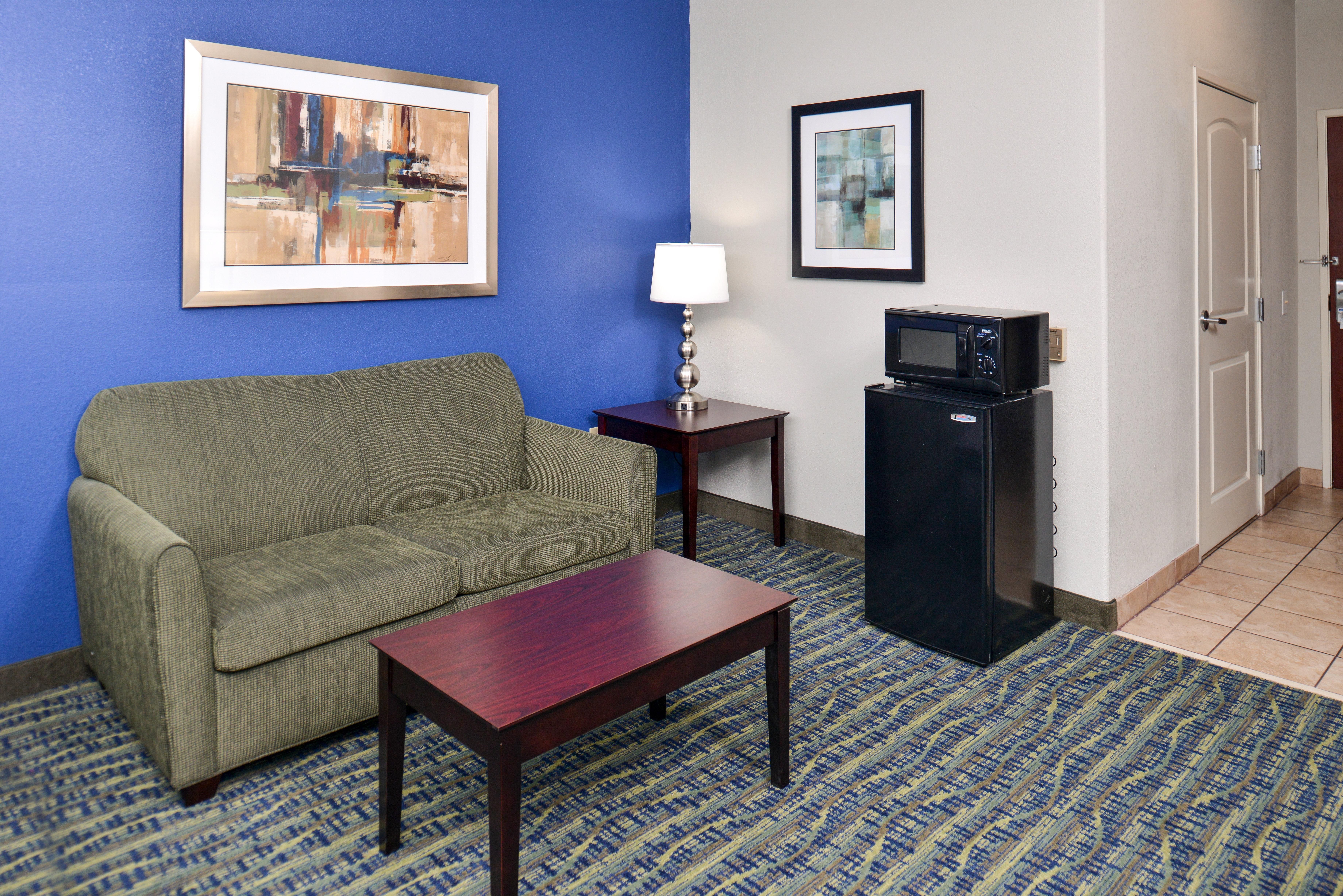 Holiday Inn Express & Suites San Antonio South Exteriör bild